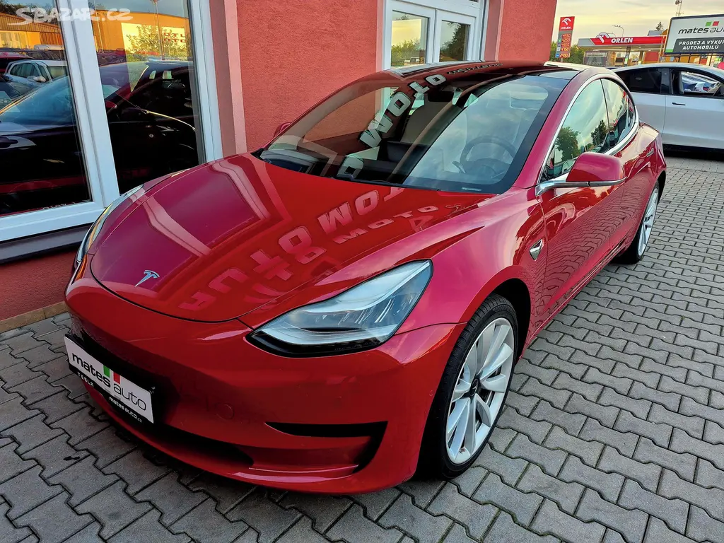 Tesla Model 3, STANDARD RANGE PLUS 239kw SOH